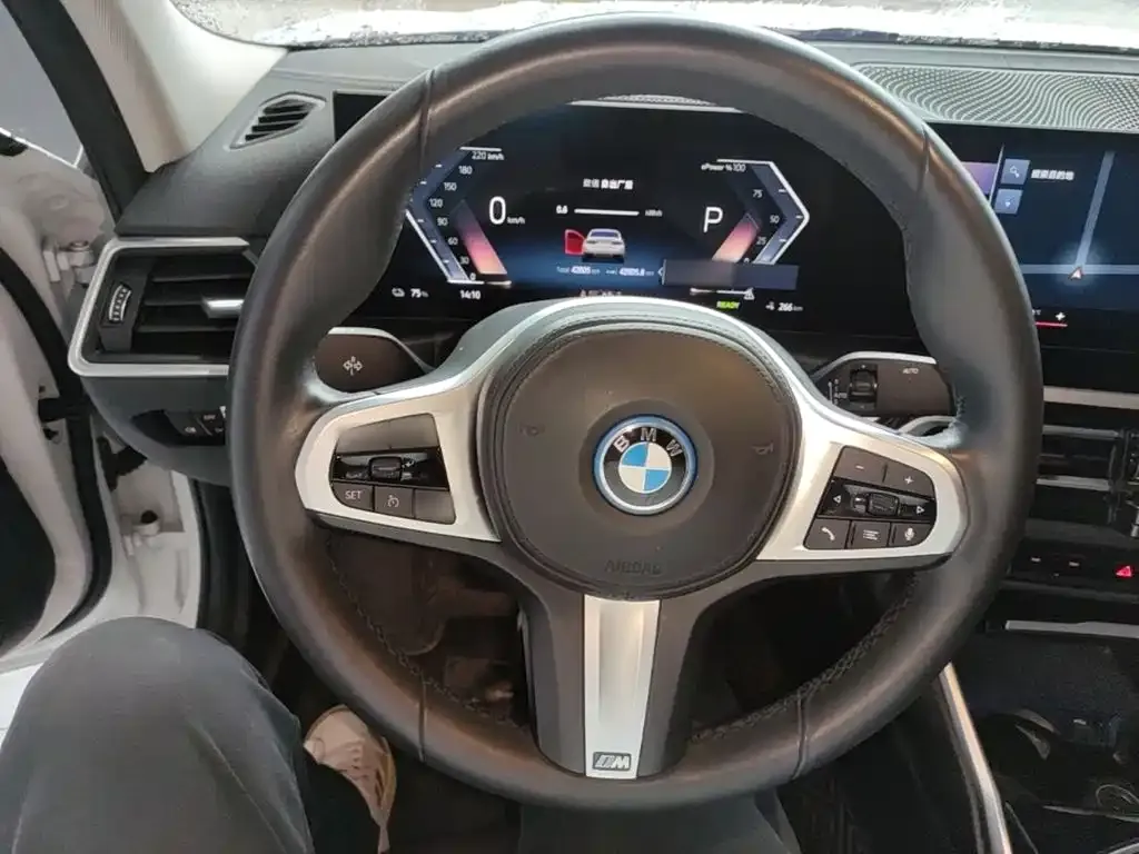 BMW i3 — фото 7
