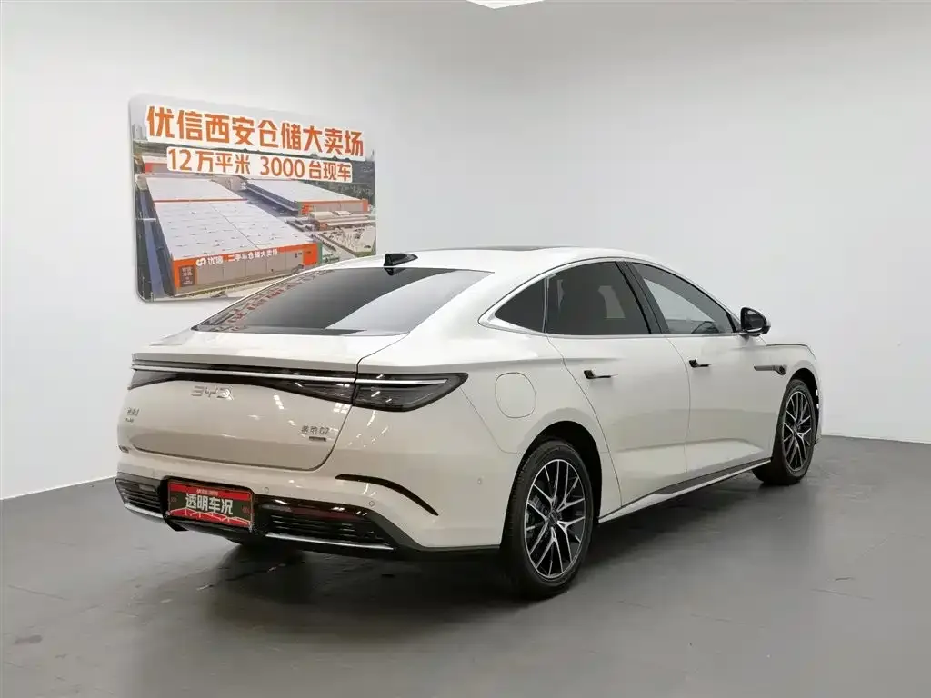 BYD Seal 07 DM-i — фото 5