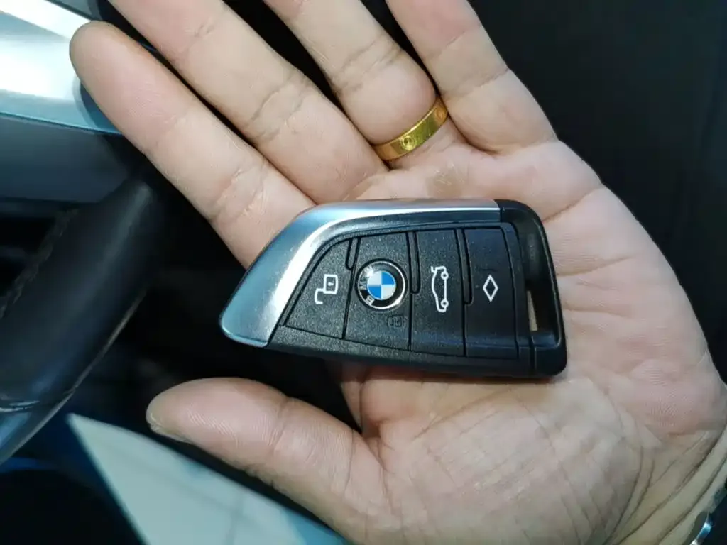 BMW 2 Series (Import) 2024 из CN, фото 2