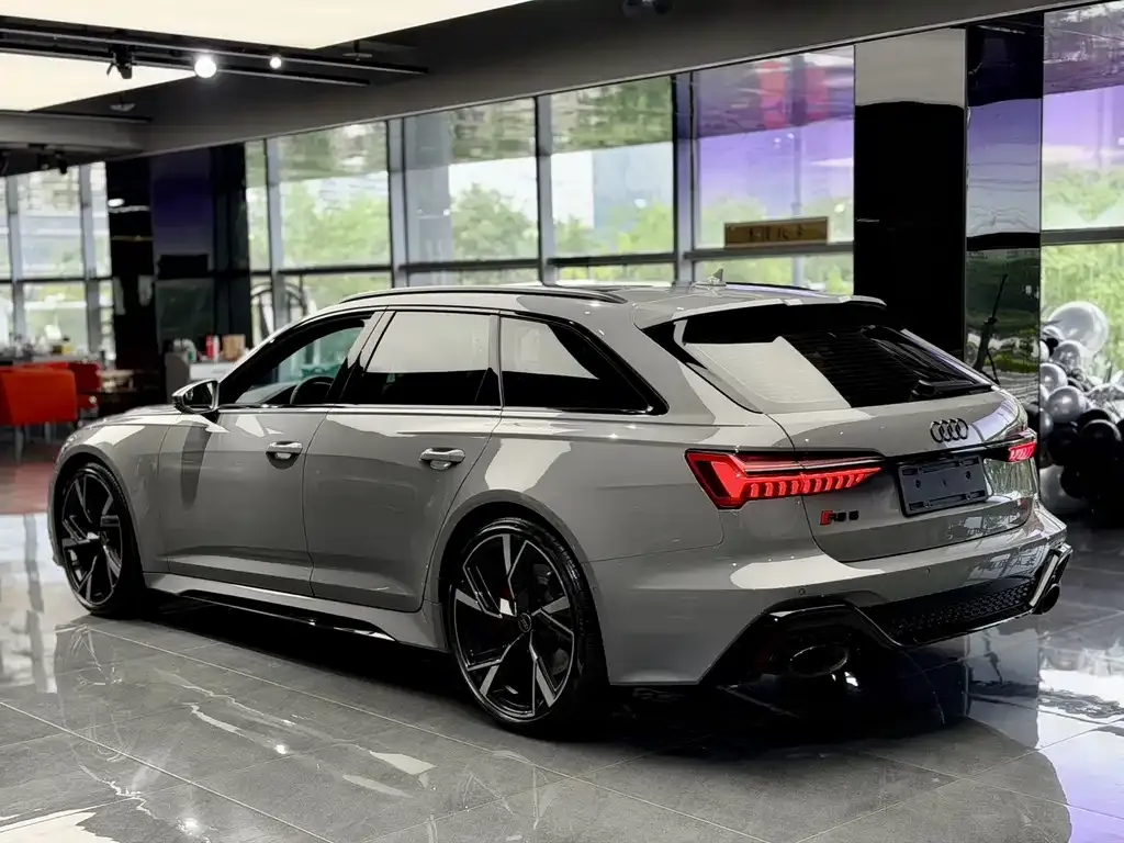 Audi RS 6 — фото 9