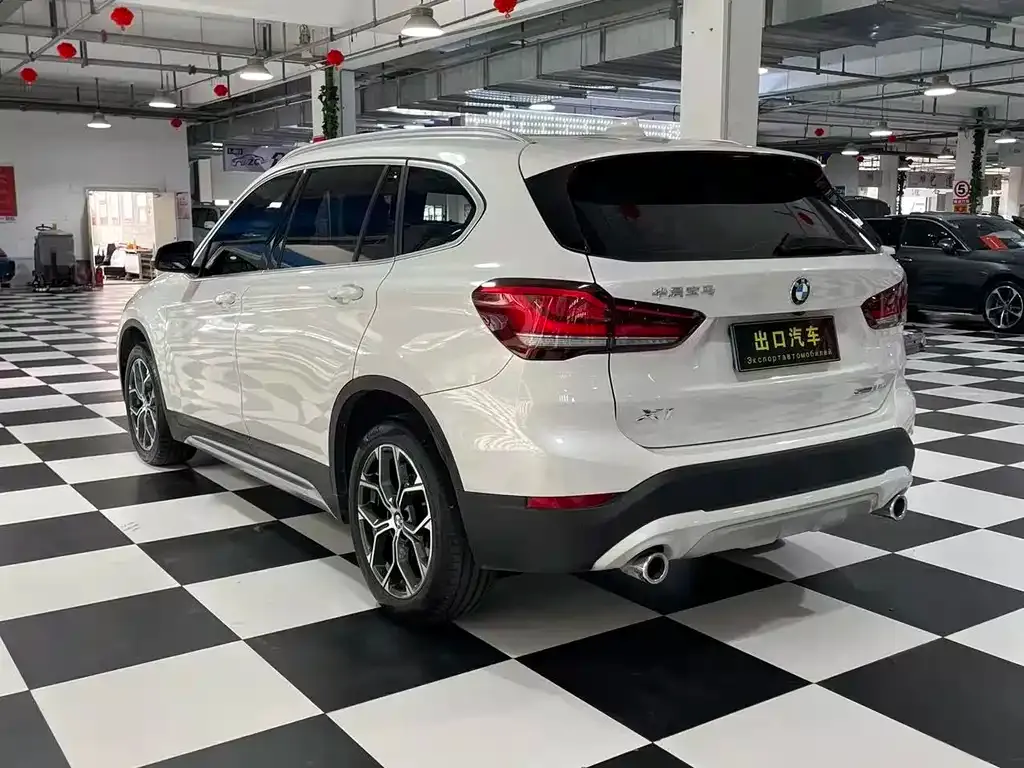 BMW X1 — фото 4