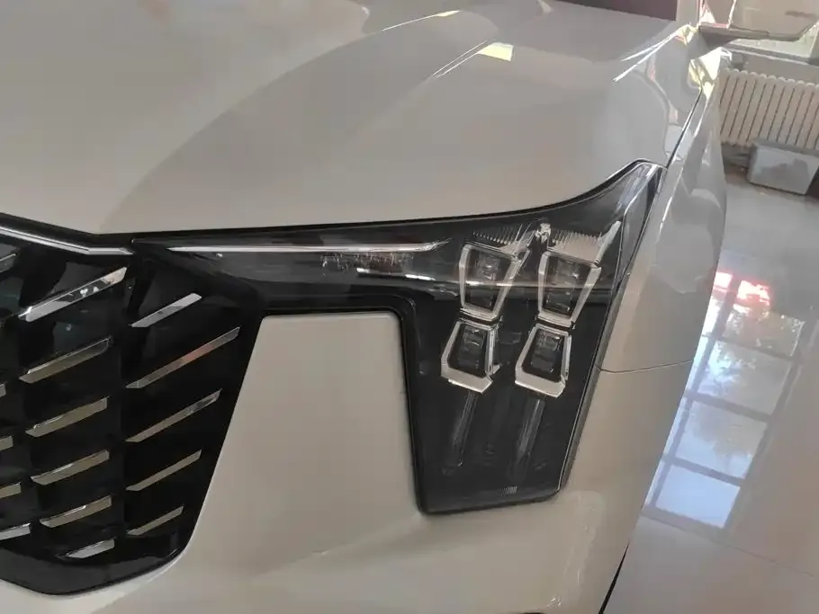 GAC Motor Trumpchi GS8 — фото 2