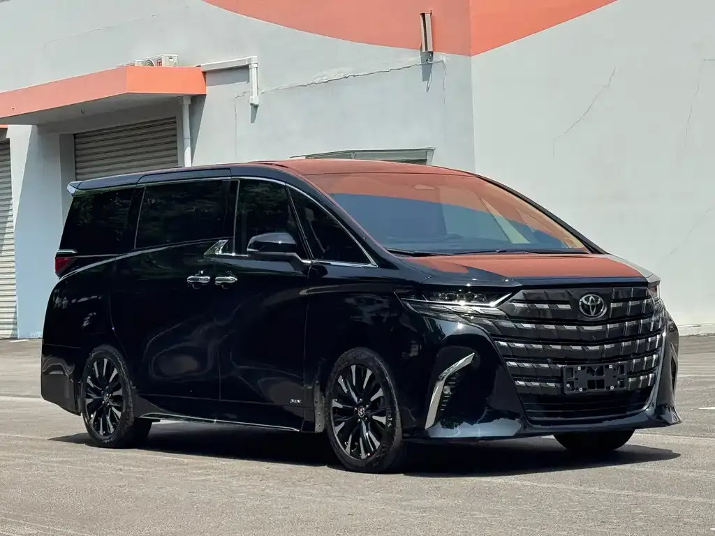 Toyota Alphard — фото 7