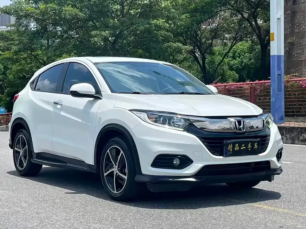 Honda Vezel — фото 9