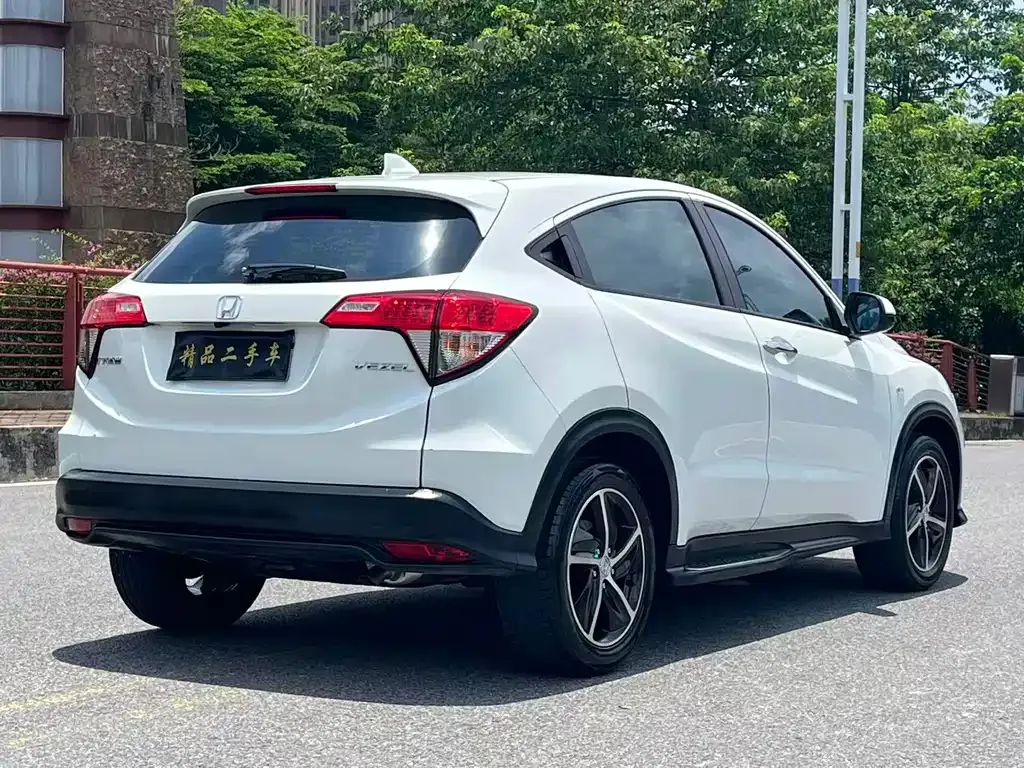 Honda Vezel — фото 8