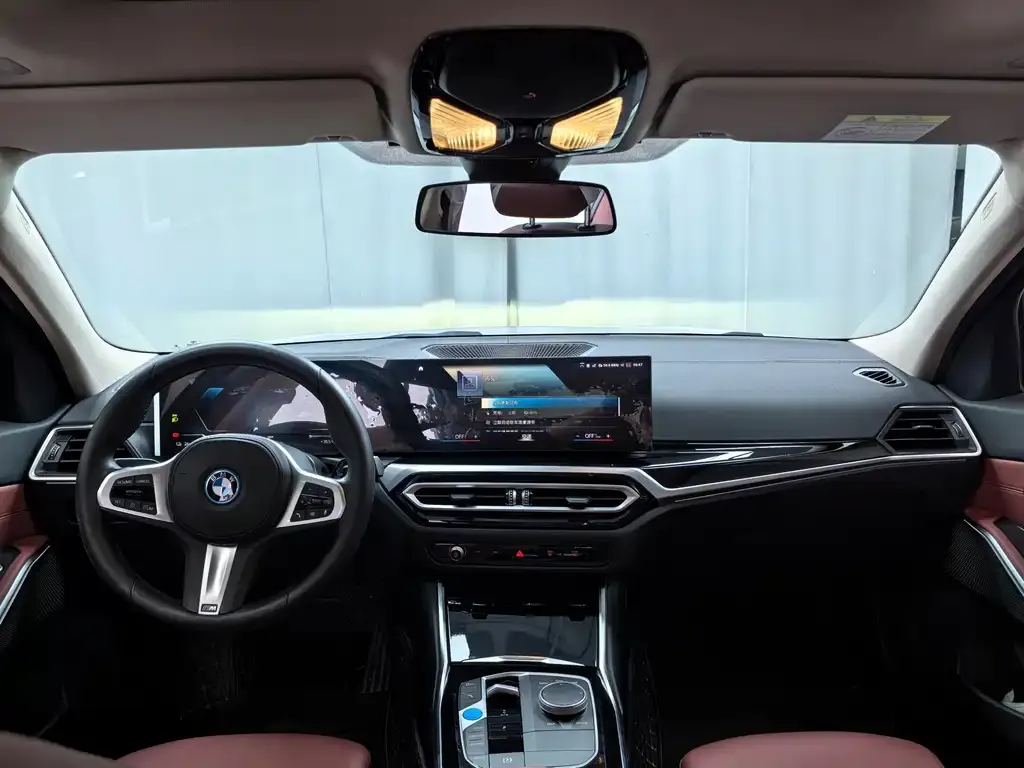 BMW i3 — фото 7