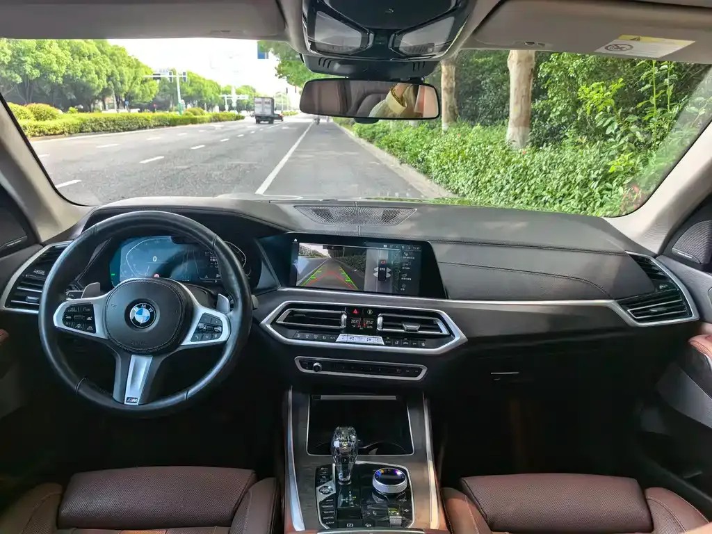 BMW X5 (Import) — фото 2