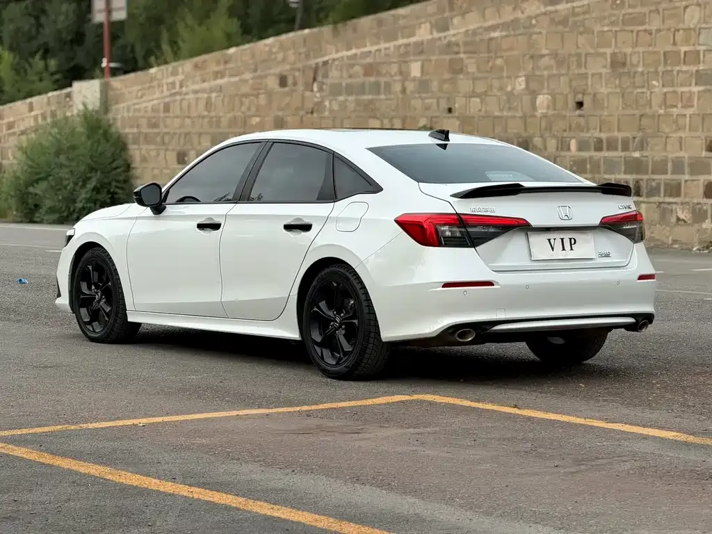 Honda Civic — фото 2