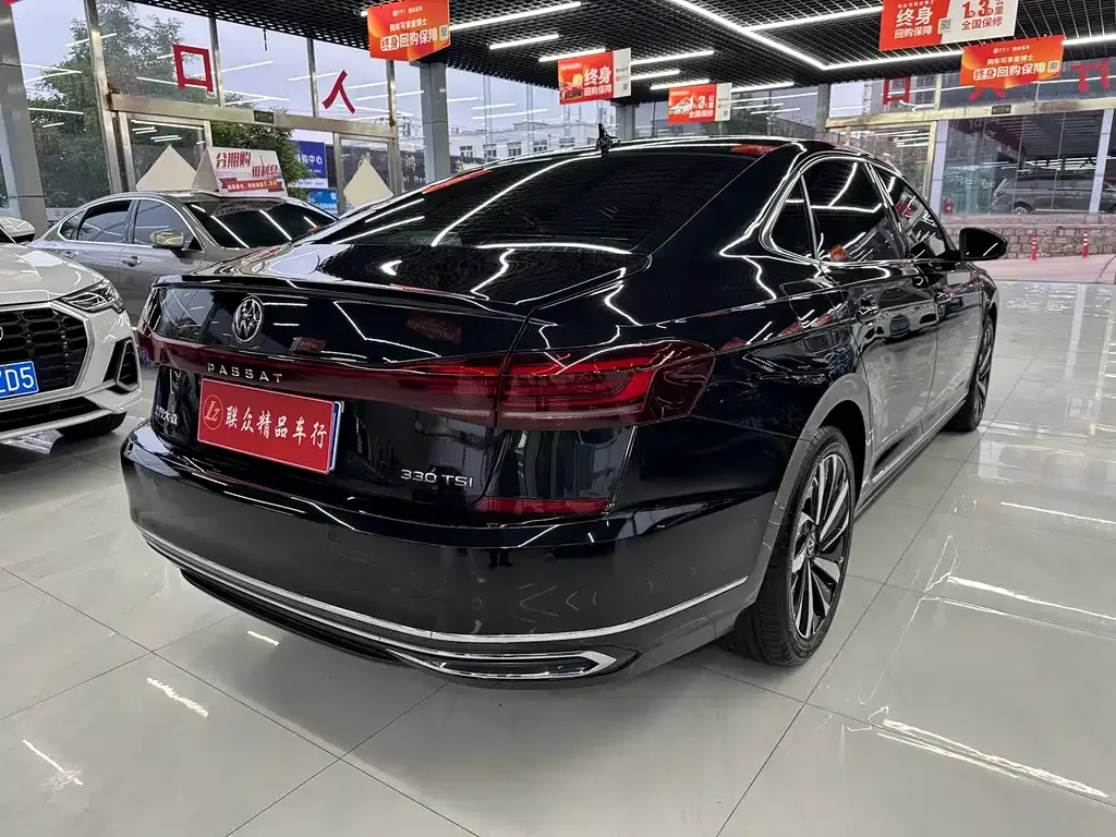 Volkswagen Passat — фото 4