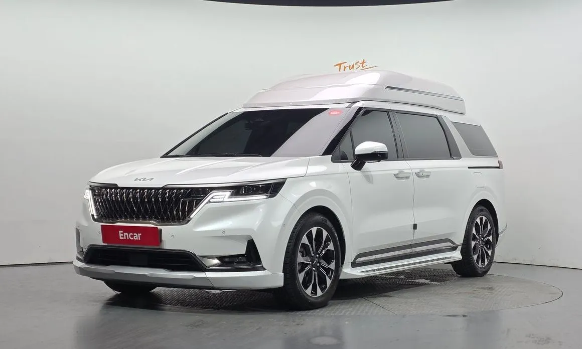 Kia Carnival — фото 1