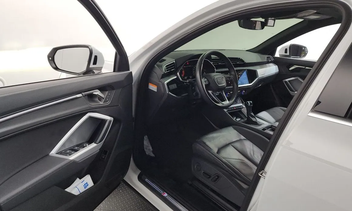 Audi Q3 2023 из KR, фото 10