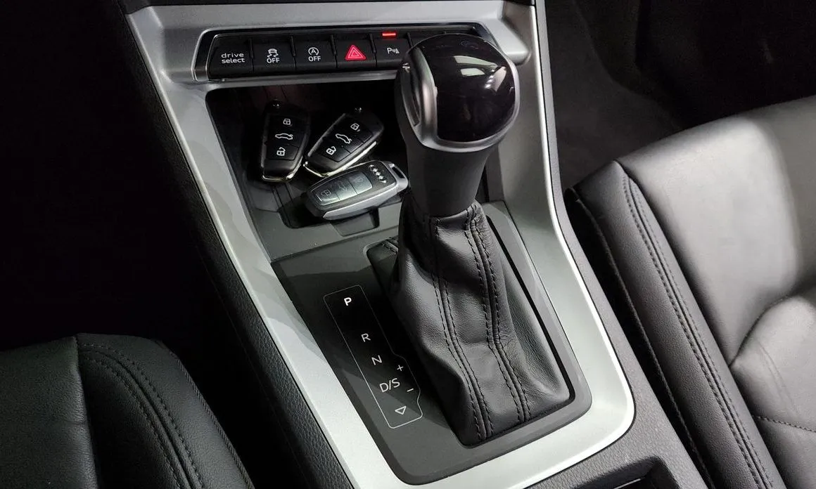 Audi Q3 2023 из KR, фото 9