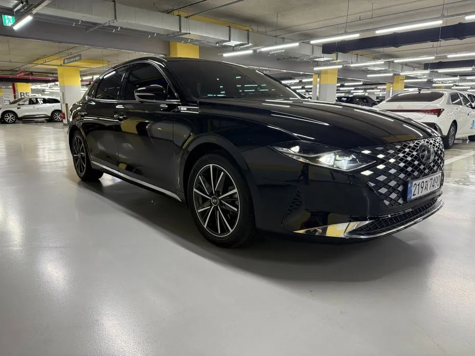 Hyundai Grandeur — фото 1