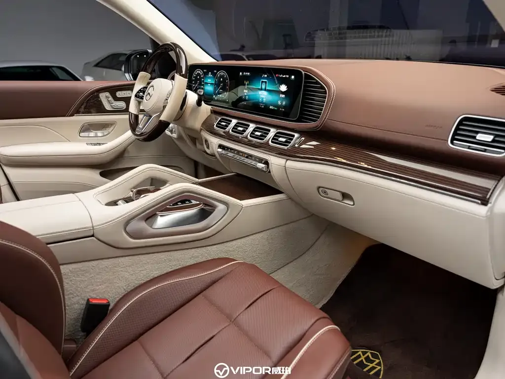 Mercedes-Benz GLS — фото 5