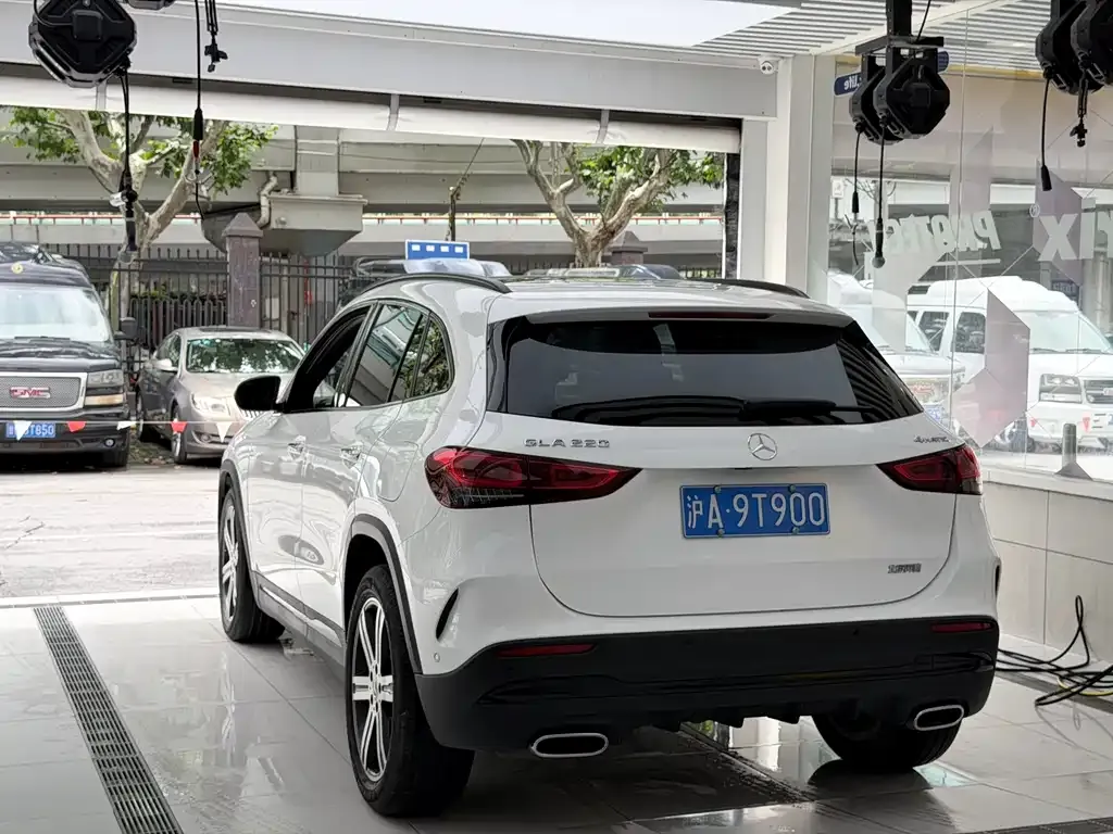 Mercedes-Benz GLA — фото 7