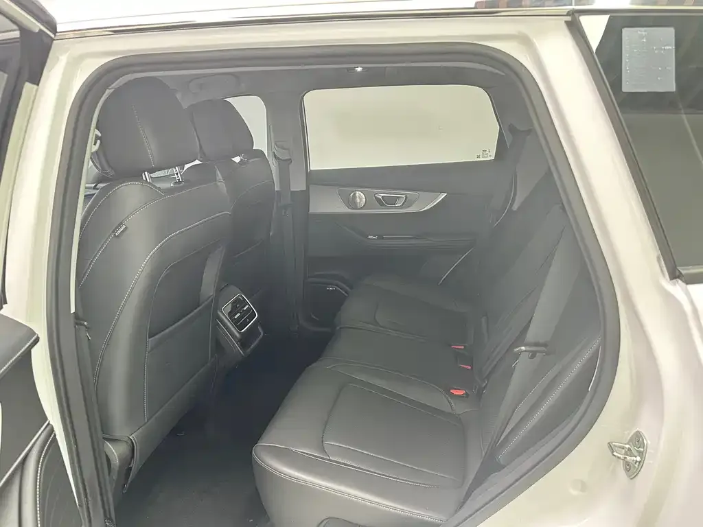 Chery Tiggo 8 PRO — фото 6