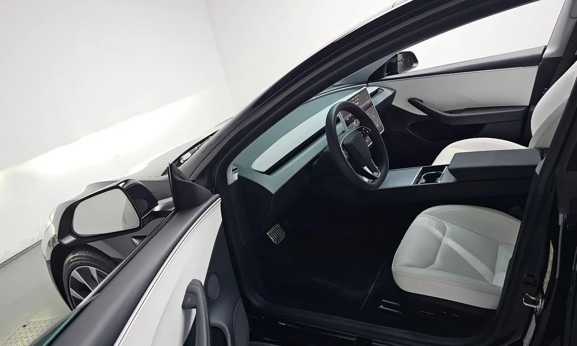 Tesla Model 3 — фото 2