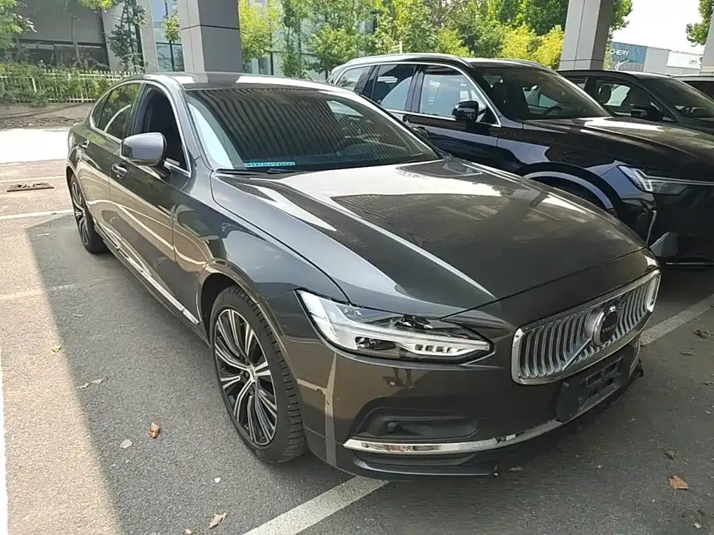 Volvo S90 — фото 10