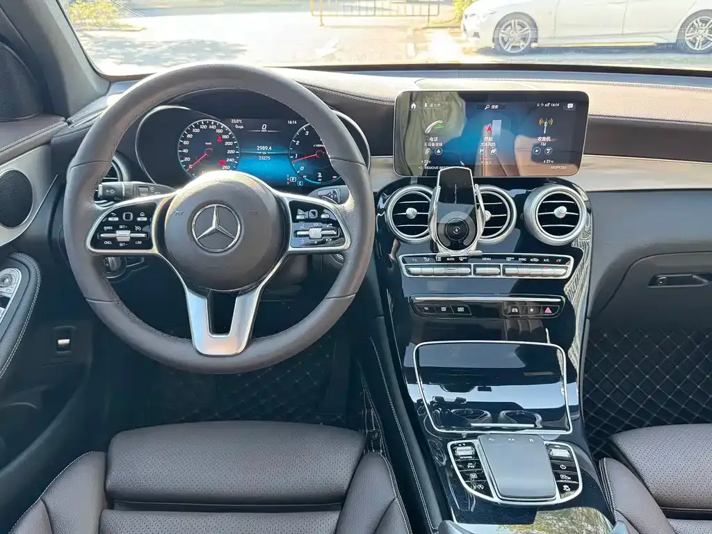 Mercedes-Benz GLC — фото 2