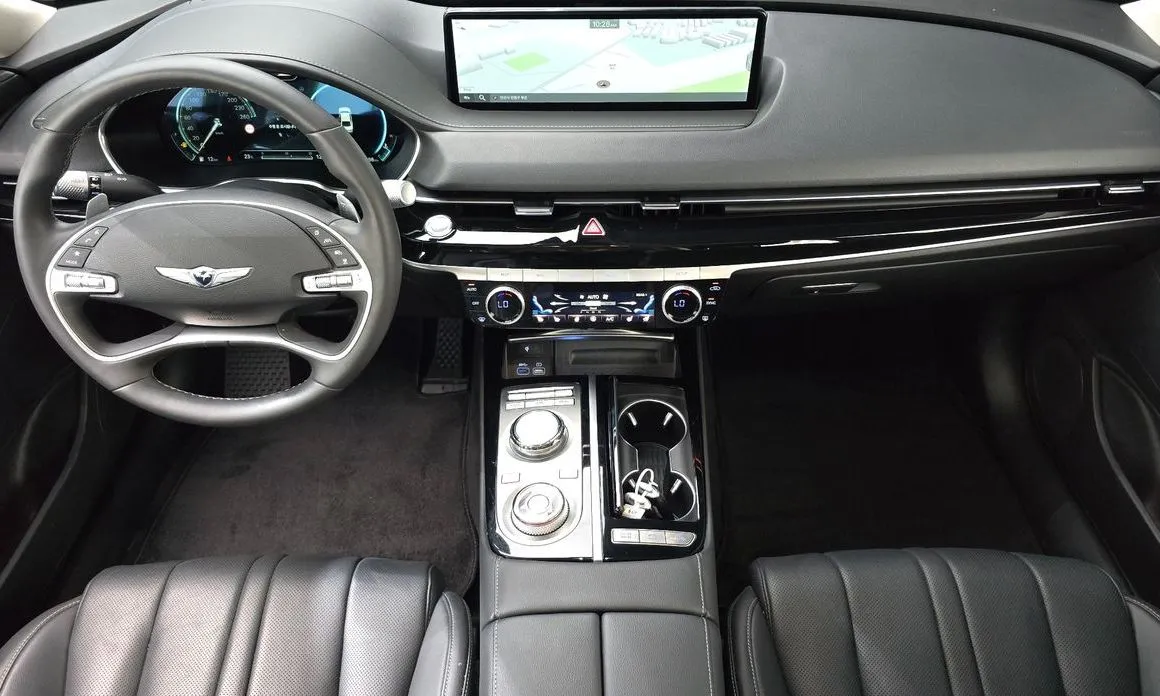 Genesis G80 — фото 10