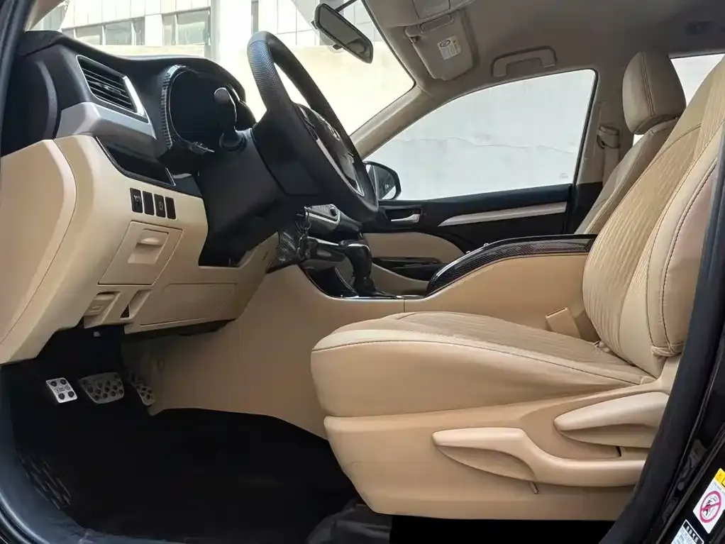 Toyota Highlander 2022 из CN, фото 8