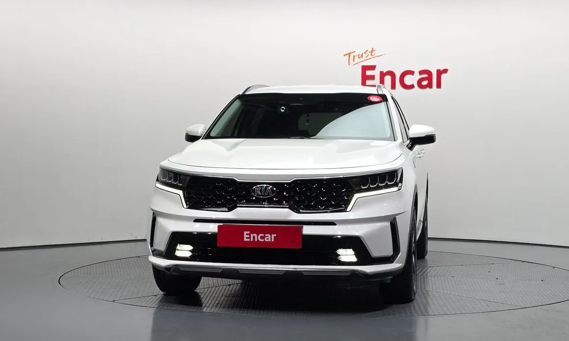 Kia Sorento — фото 10