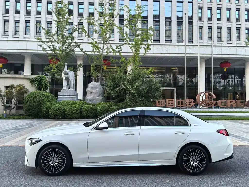 Mercedes-Benz C-Class — фото 10