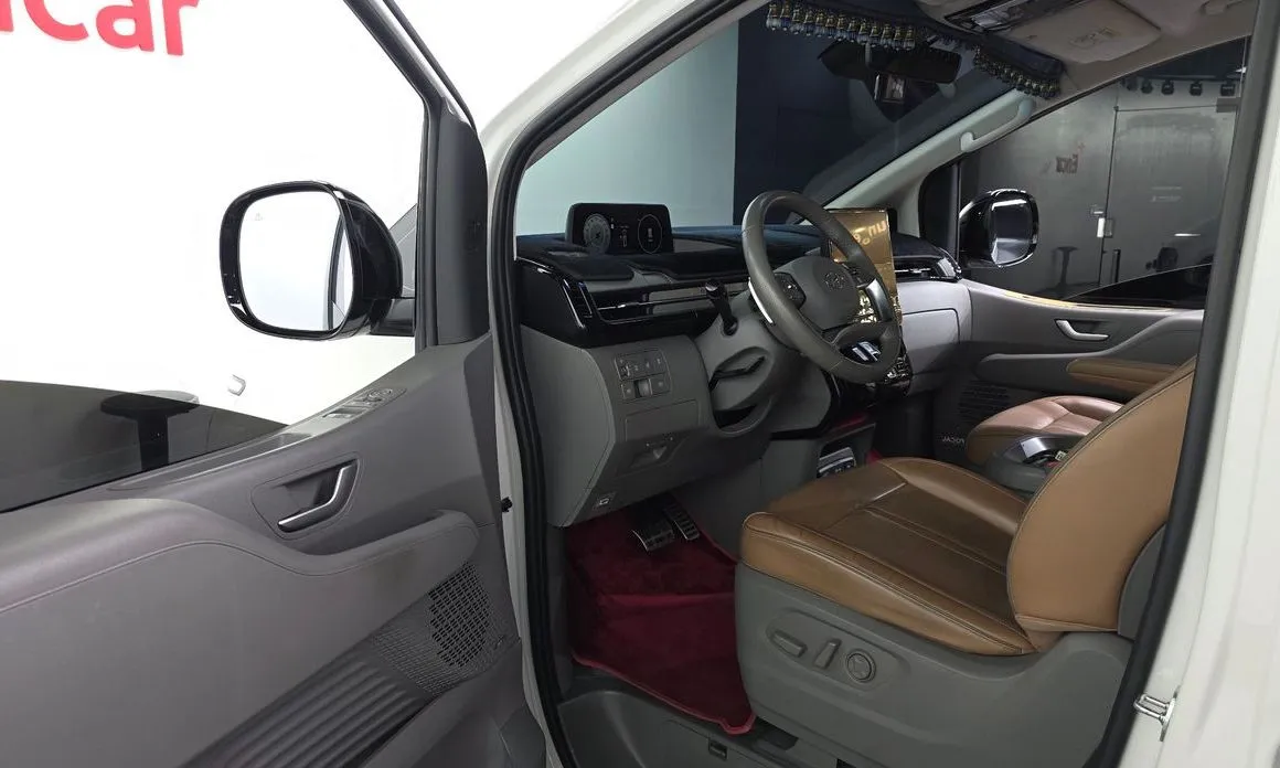 Hyundai Staria — фото 2