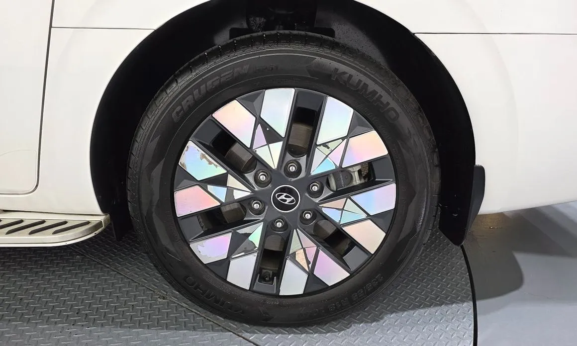 Hyundai Staria — фото 10