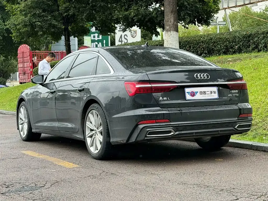 Audi A6L — фото 9
