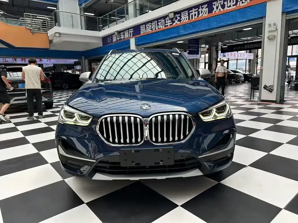 BMW X1 — фото 3