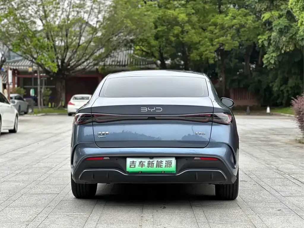 BYD Seal 06 — фото 10