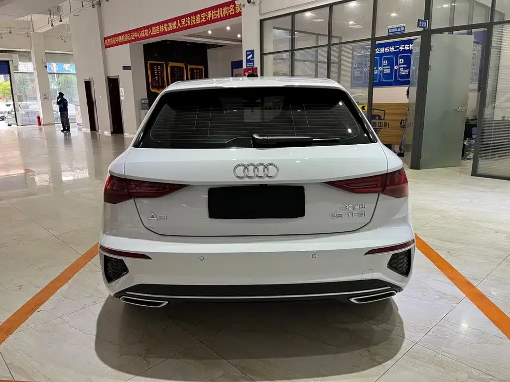 Audi A3 — фото 9