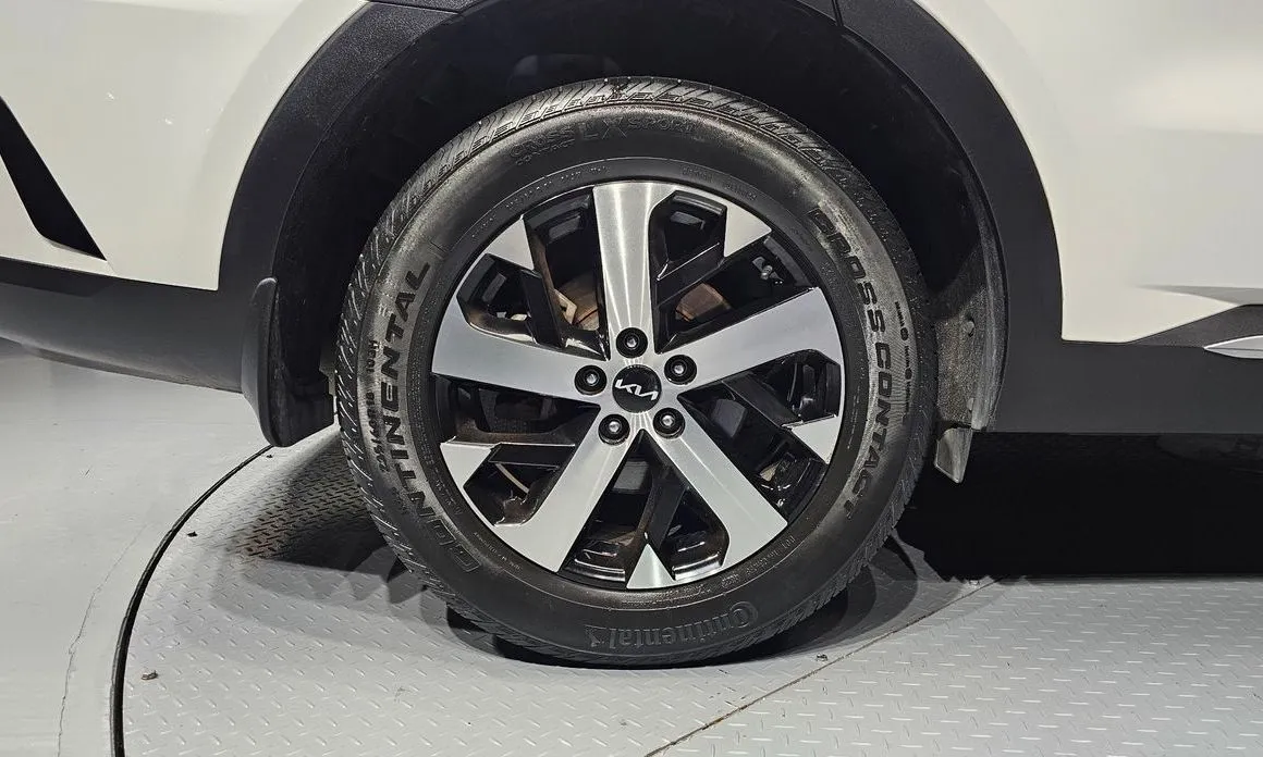 Kia Sorento 2023 из KR, фото 3