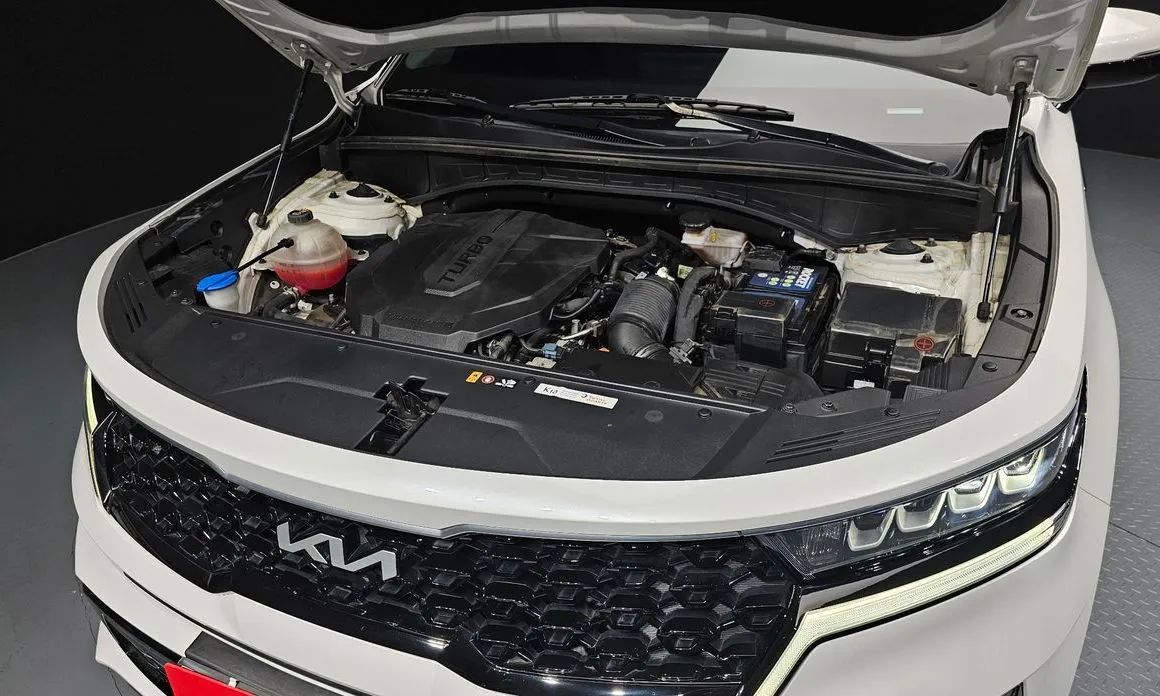 Kia Sorento 2023 из KR, фото 2