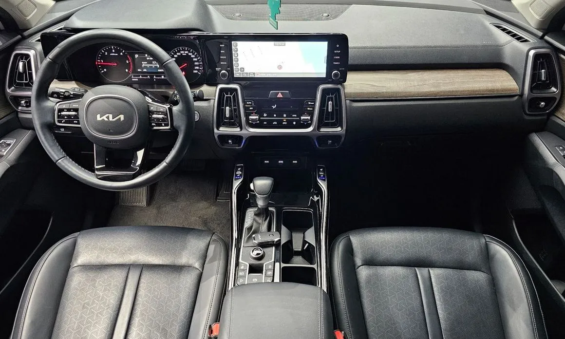 Kia Sorento 2023 из KR, фото 4