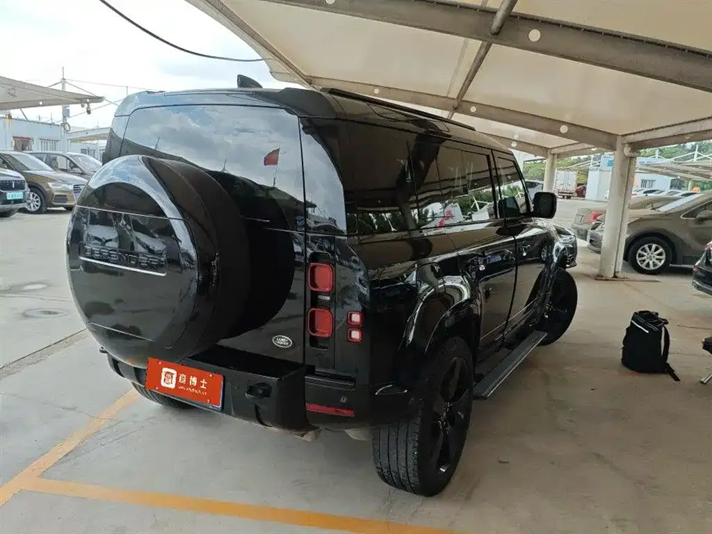 Land Rover Defender — фото 8
