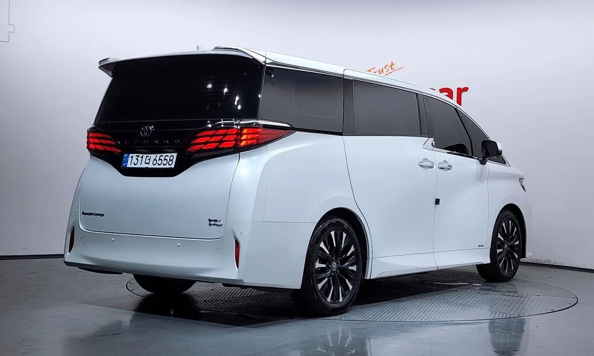 Toyota Alphard 2024 из KR, фото 6