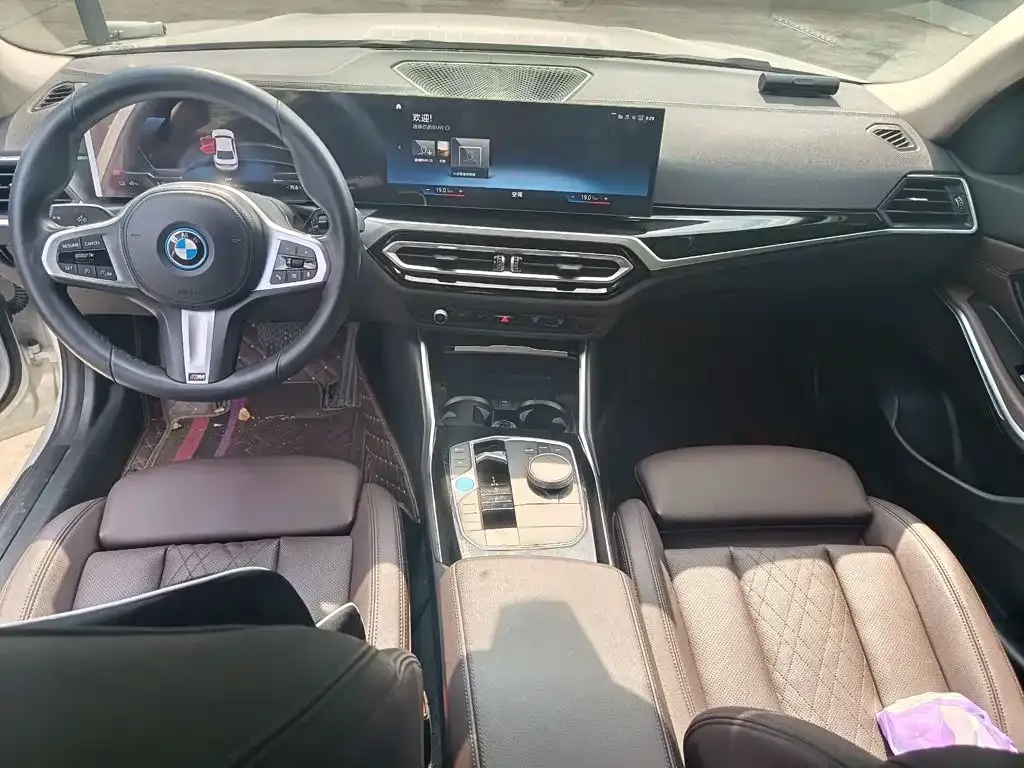 BMW i3 — фото 7
