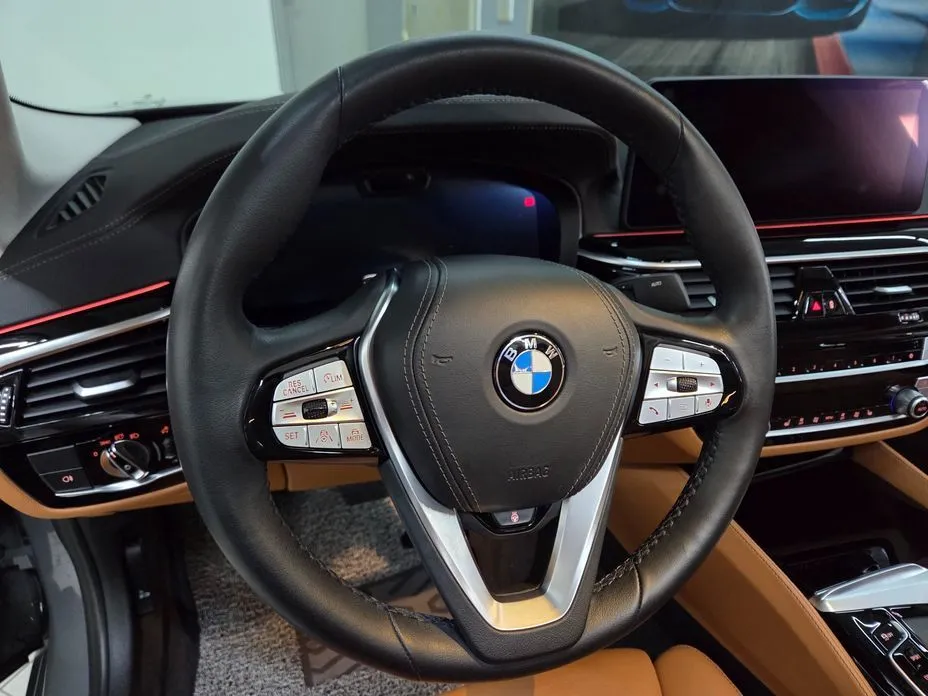 BMW 5-Series 2022 из KR, фото 5