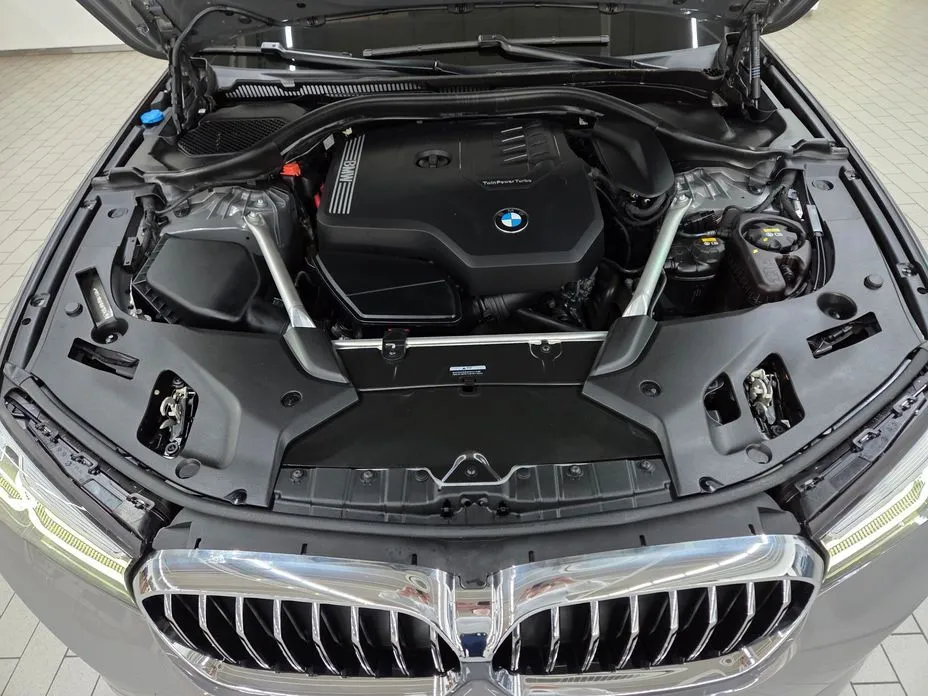 BMW 5-Series 2022 из KR, фото 8