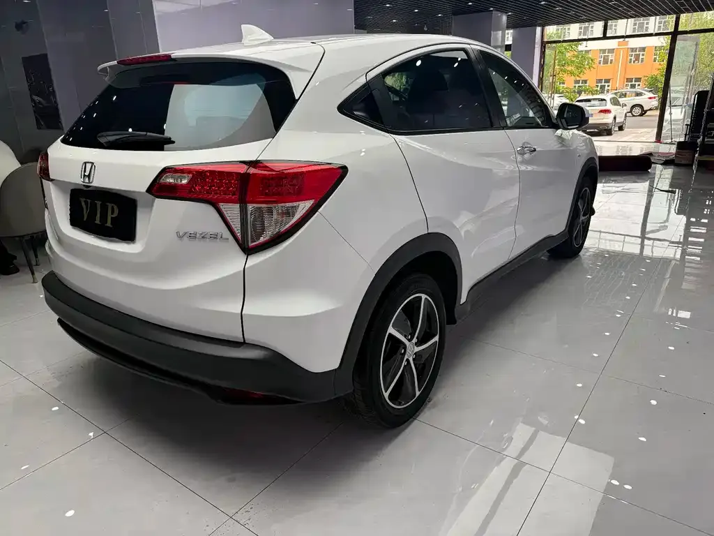 Honda Vezel — фото 6