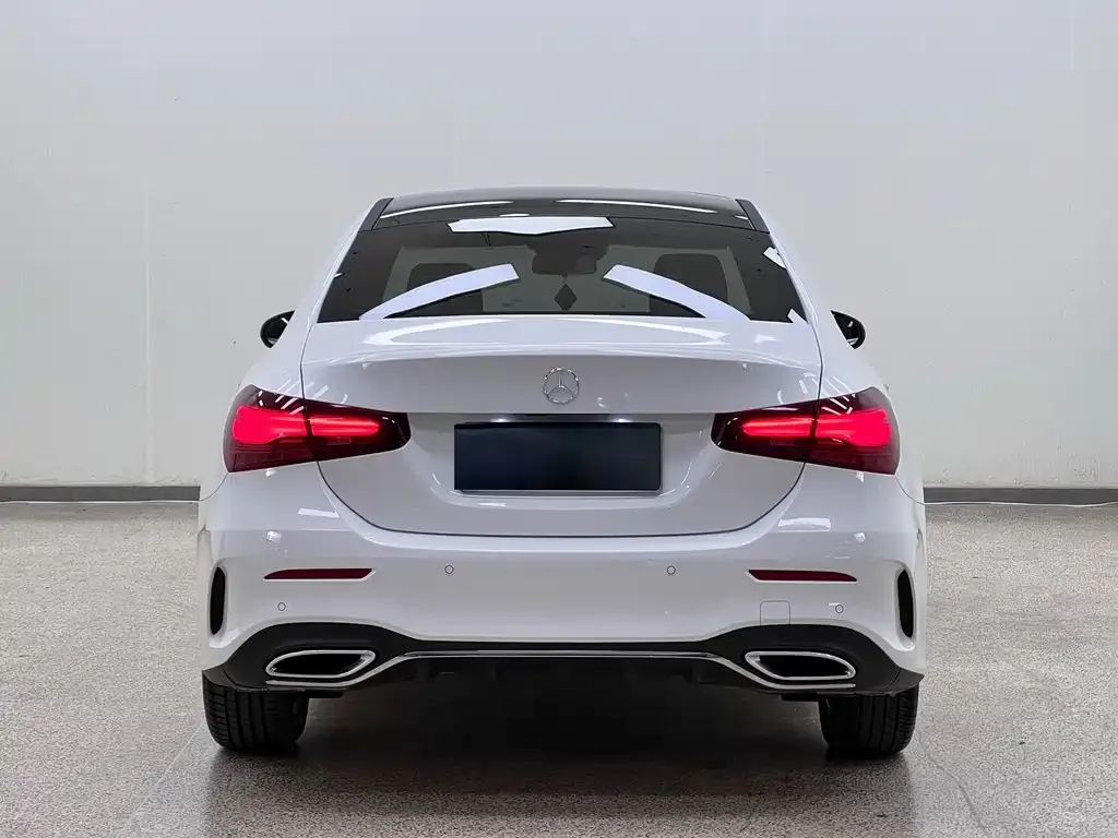 Mercedes-Benz A-Class — фото 9