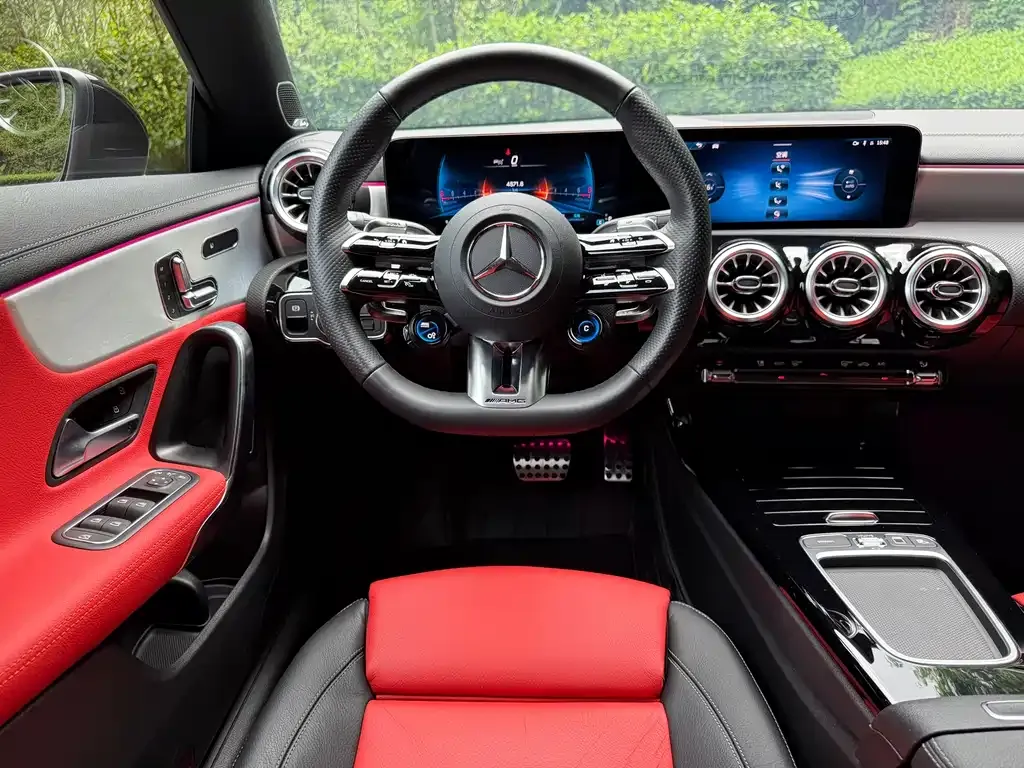 Mercedes-Benz CLA AMG — фото 7