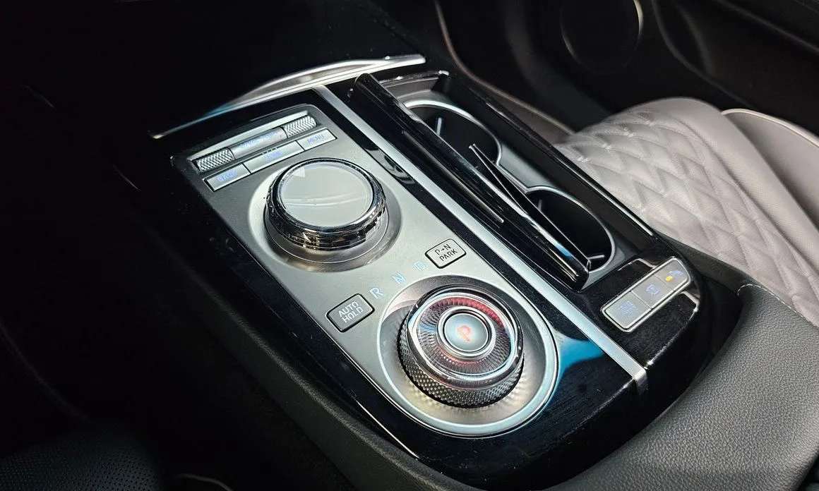 Genesis G80 — фото 9