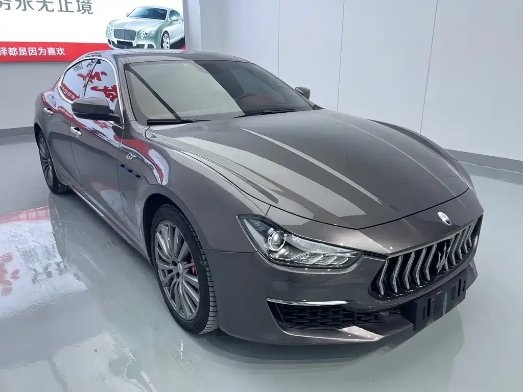 Maserati Ghibli — фото 6