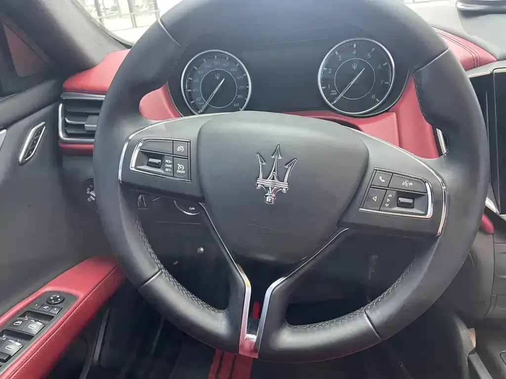 Maserati Ghibli — фото 2