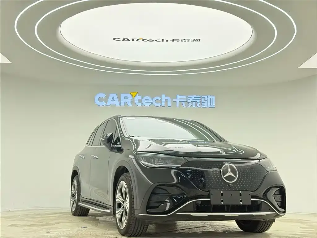 Mercedes-Benz EQE SUV — фото 6