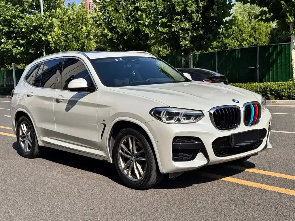 BMW X3 — фото 8
