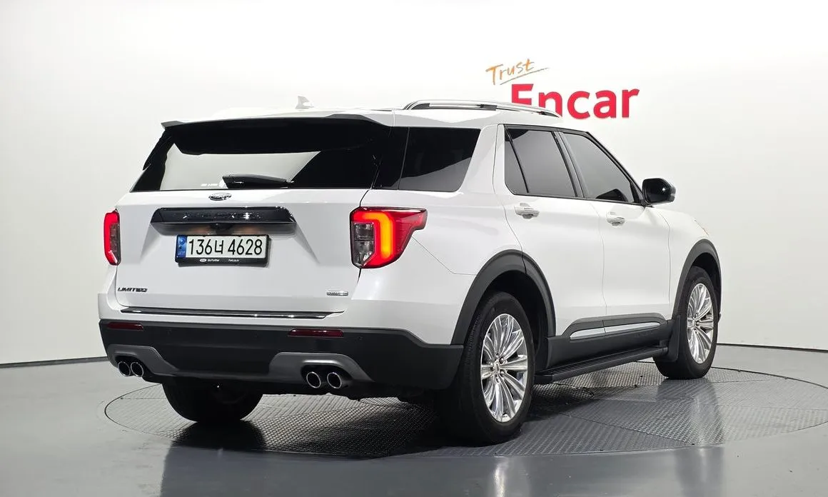 Ford Explorer 2021 из KR, фото 3